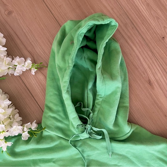 NEW Green Padded Hoodie Vest - Picture 4 of 10